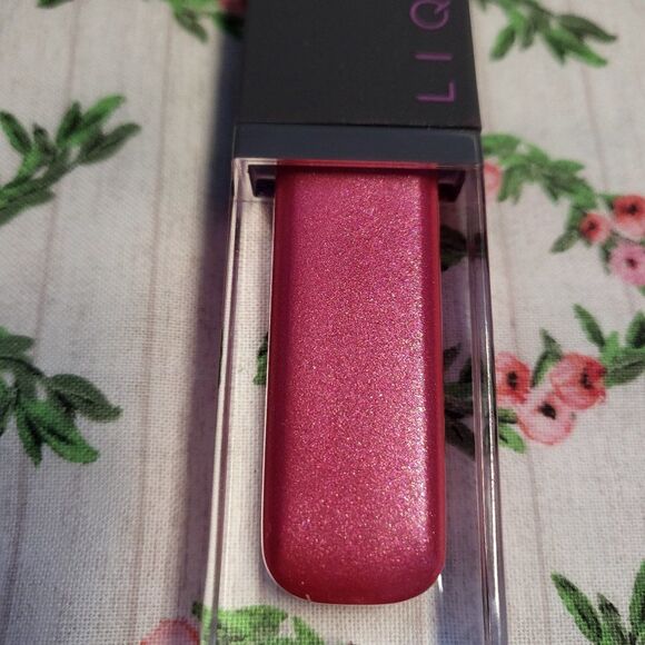 Lique Metallic Liquid Lip Gloss Delicious - Picture 4 of 9